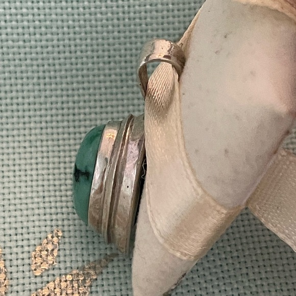 Artisan made sterling silver 925 turquoise pendant - Picture 3 of 3